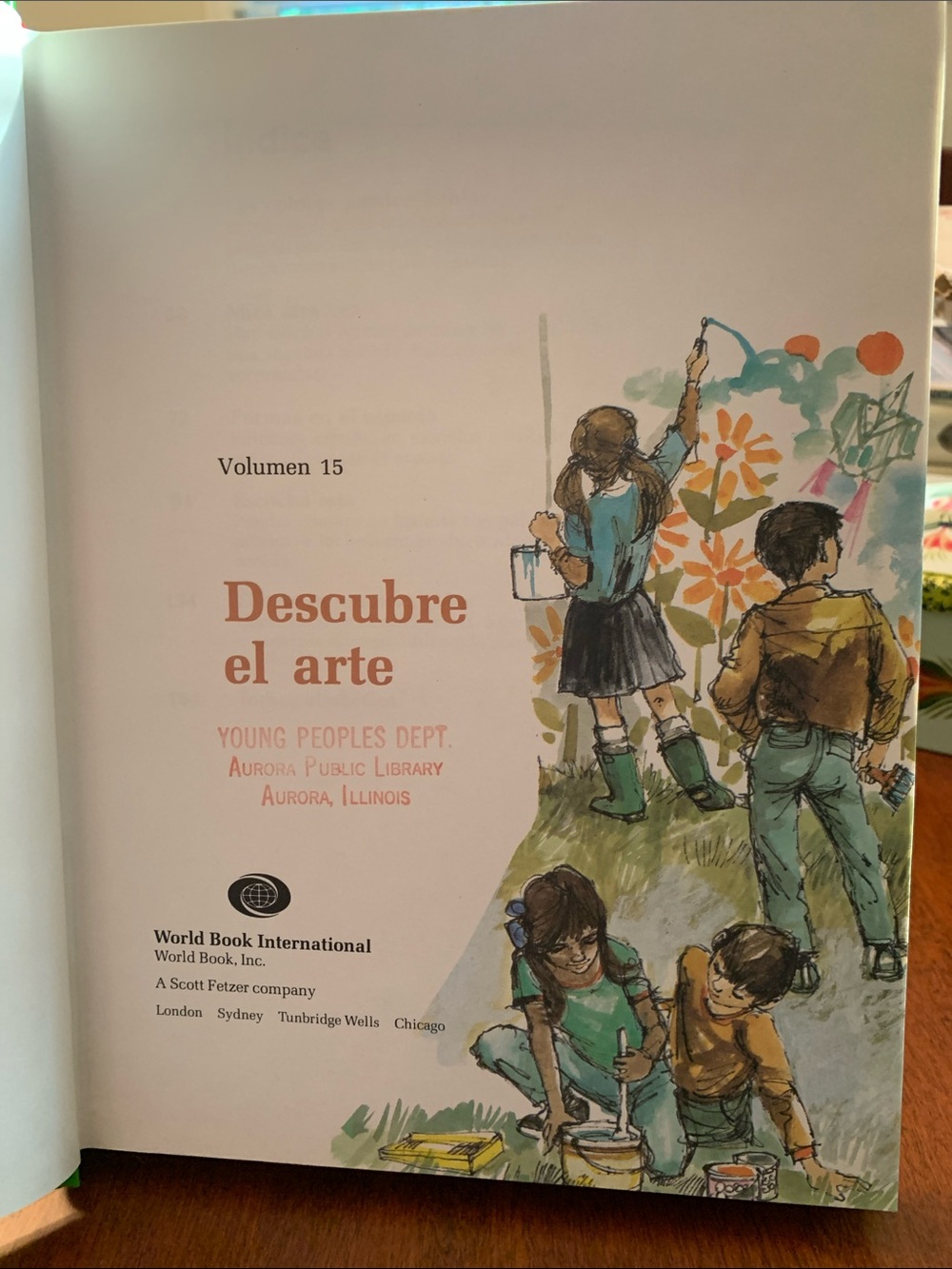 Spanish Language Book - Cuentos y Poemas, El Mundo de los Niños - Picture 4 of 12